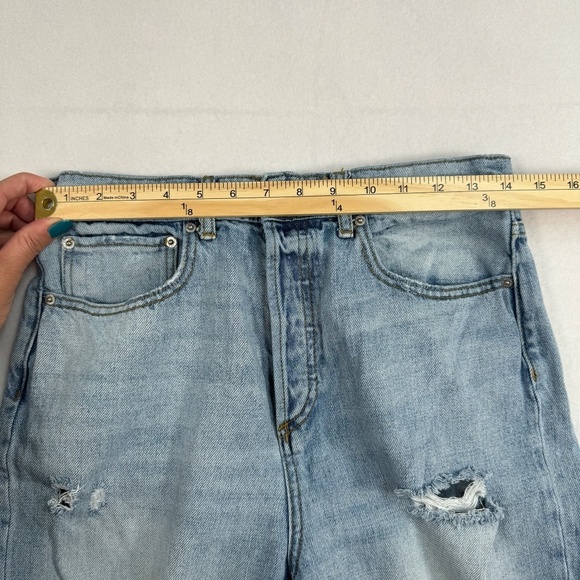 BDG Button Fly Straight Leg Distressed Jeans Women Size 28 High Rise Light Wash - Picture 8 of 14